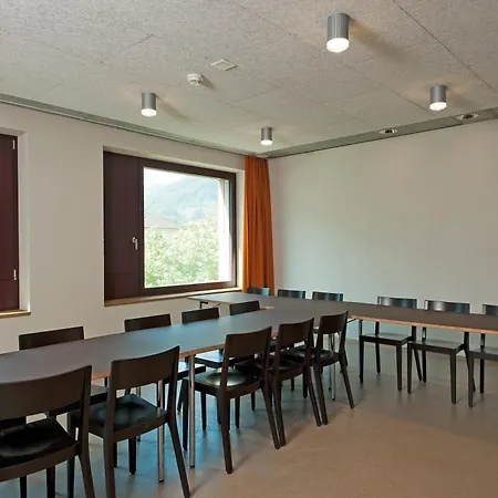 Хостел Youth Интерлакен