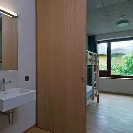 Youth Hostal Entrelagos