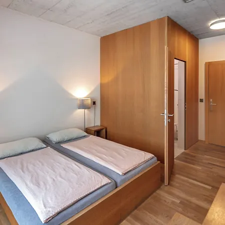 Youth Hostel *